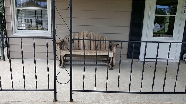 Photo - 521 Lonsvale Dr