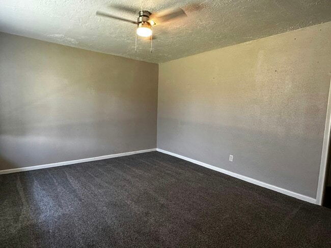 Photo - 2711 Orchard Dr