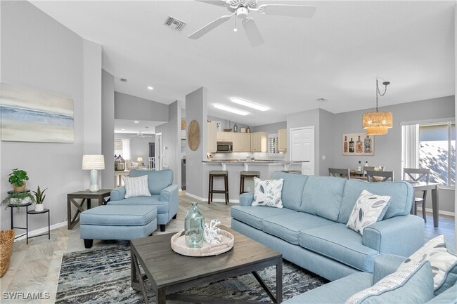 Building Photo - 8471 Southbridge Dr Unit 2 Rental