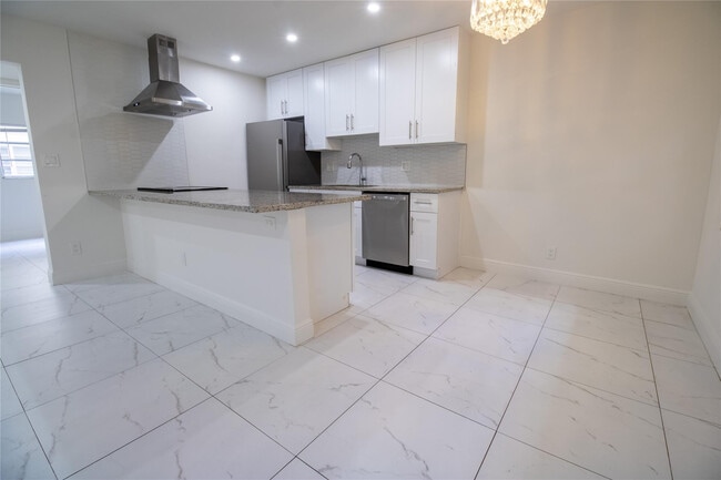 Photo - 1423 SW 2nd St Unidad 3