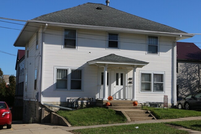 Photo - 2218 Merner Ave