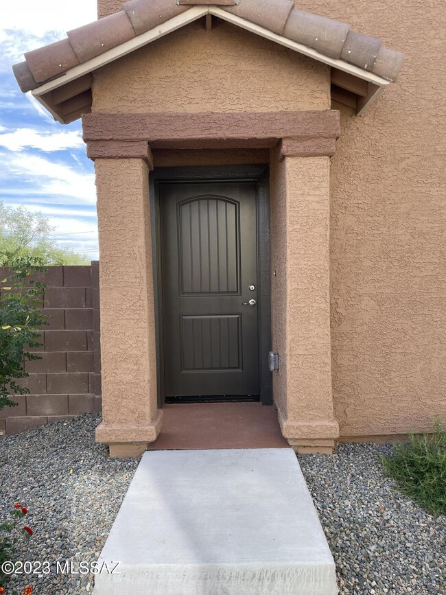 Photo - 1127 E Cairn St