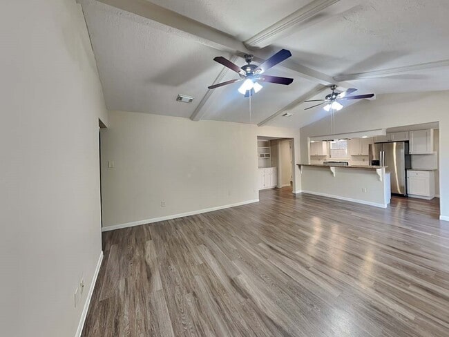 Photo - 2239 Middle Creek Dr