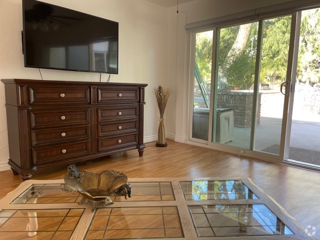 Building Photo - 1455 Tierra Rejada Rd Unit Mother-in-law Rental