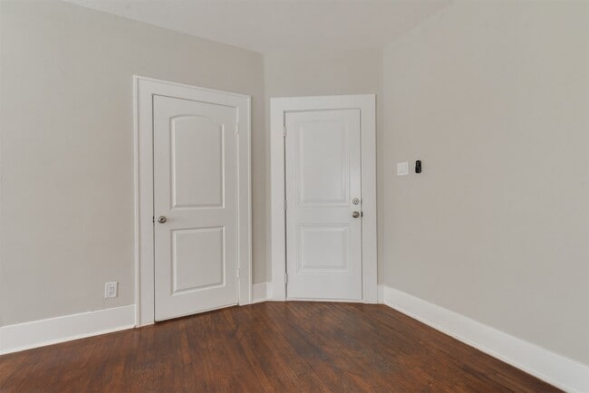 Photo - 1219 W Gray St Unidad 2