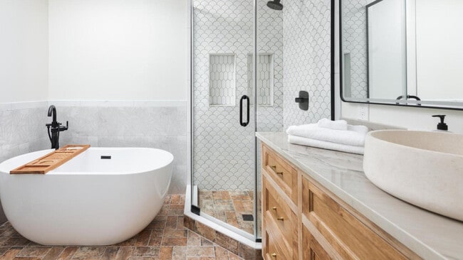 Photo - 2237 E Hillery Dr