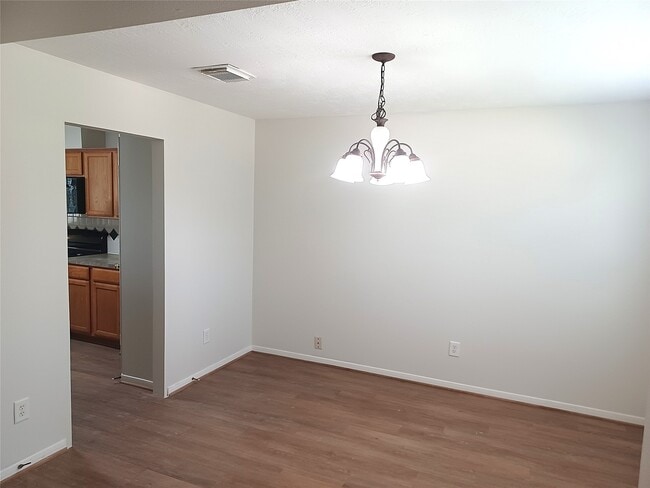 Photo - 13414 Beechglen Ln