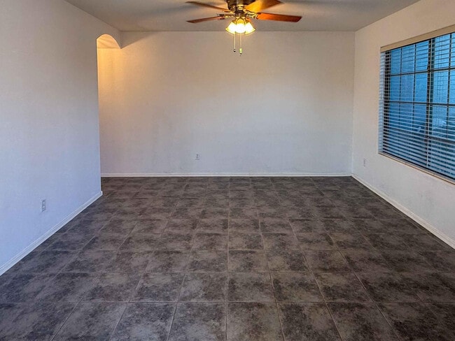Photo - 3103 W Zachary Dr