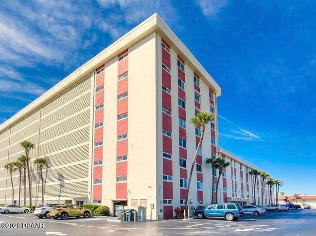 Building Photo - 2711 N Halifax Ave Unit 279