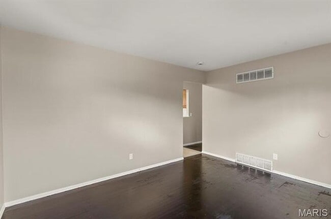 Photo - 1223 Reale Ave