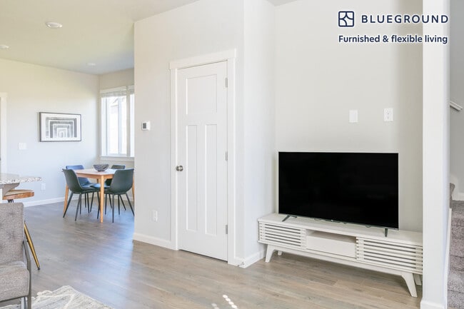 Photo - 7743 SE Kinnaman St