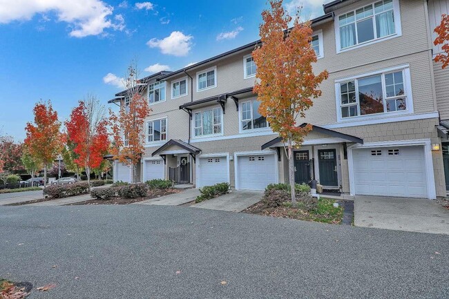 Photo - 2450-161A 161A St