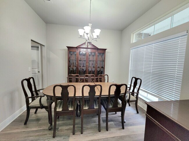 Building Photo - This immaculate, 4/3 PLUS office, home is located in Milton’s desirable Holley Cliff Subdivision!