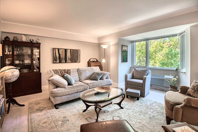 Photo - 1020 Grove St Unit 301