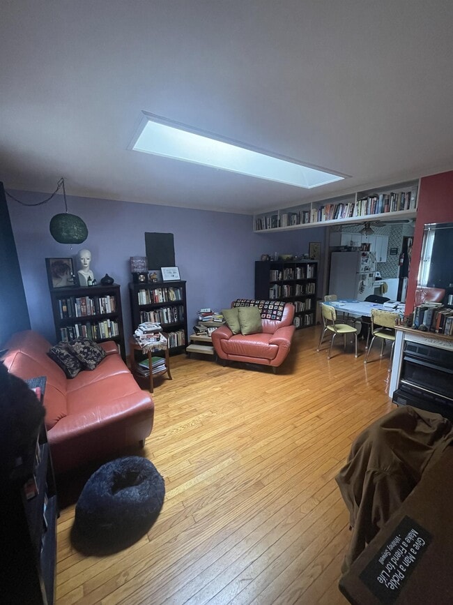 Photo - 1904 E Maxwell Ln