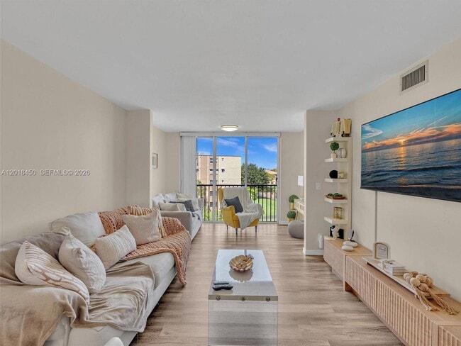 Photo - 7840 NW 50th St Unit 404