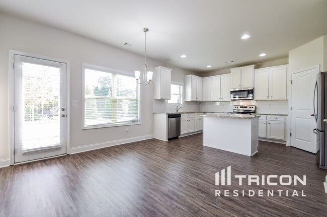 Photo - 4292 Bella View Dr