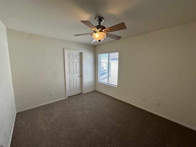 Photo - Great 3 Bedroom Home in Gated Community!