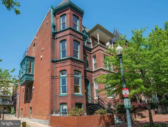 Photo - 1102 5th St NW Apartment Unit 2