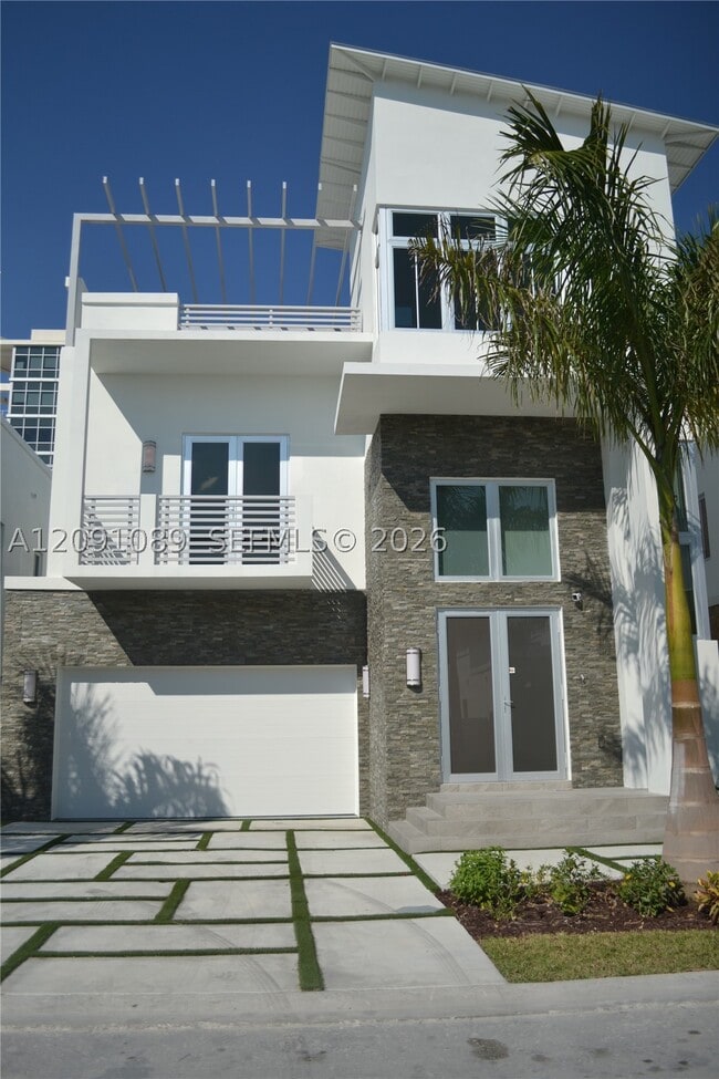 Photo - 8241 NW 34th St