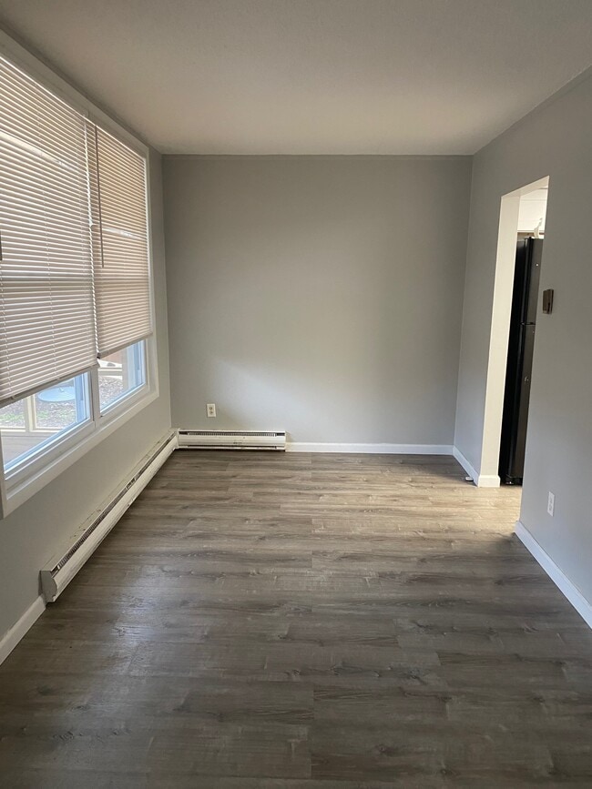 Photo - 805 Illini Ave Unit D