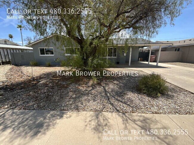 Photo - 6919 E Moreland St