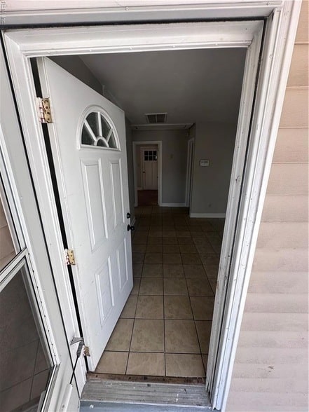 Photo - 2939 Marne Ave