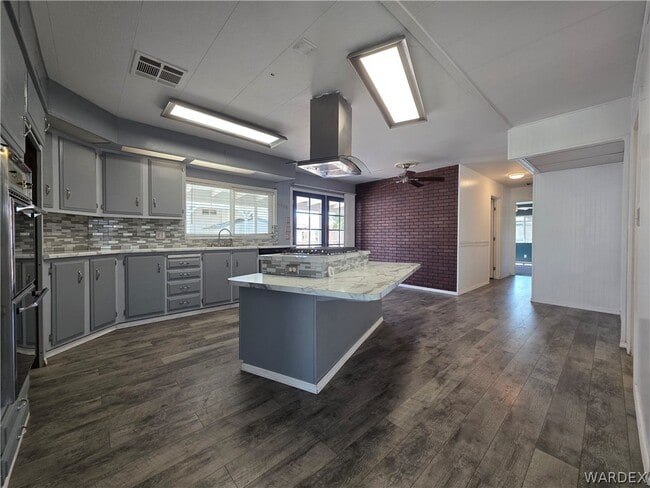 Photo - 1204 Church St