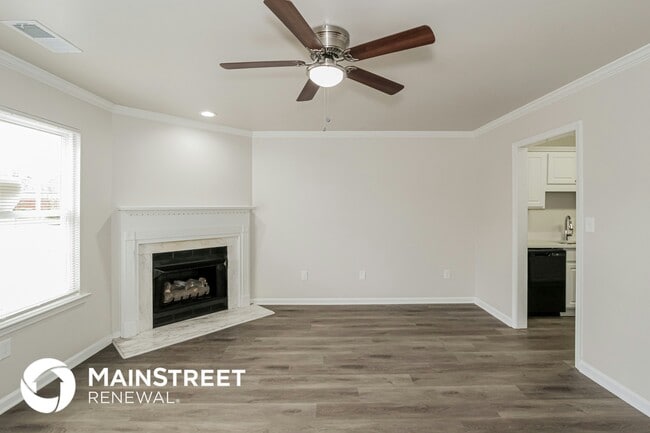 Photo - 401 Meriweather Ln