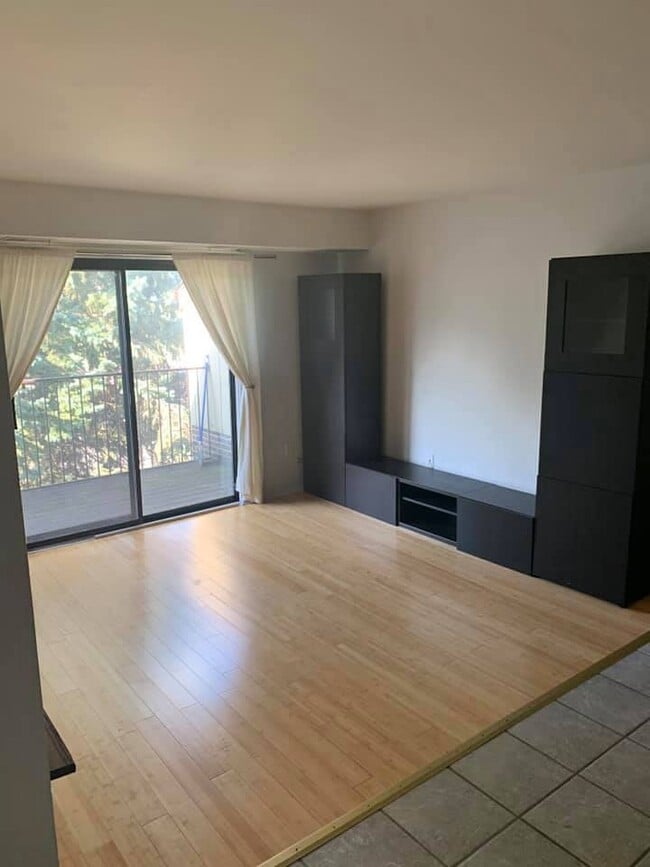 Photo - 1472 W Chateau Vert St Condo Unit E