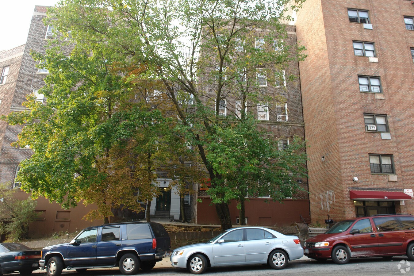 Photo - 28 Caryl Ave