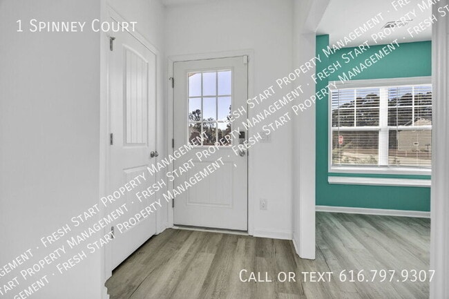 Photo - 1 Spinney Ct