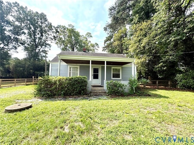 Building Photo - 1705 Eden Ave