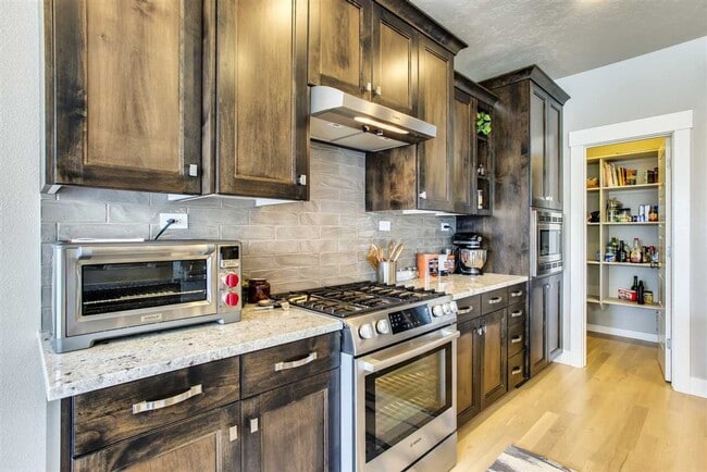 Photo - Beautiful 3 bed, 2 bath home in SpurWing G...