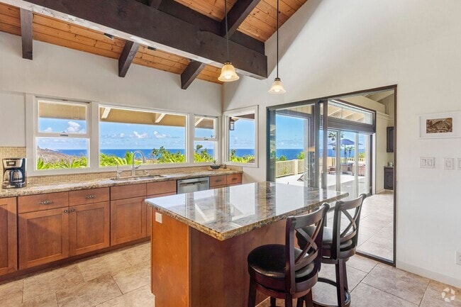 Building Photo - Completely Remodeled 3 Bed/3 Bath with Exp... Rental