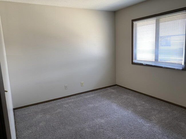 Photo - 2040 Edgewood Rd NW Apartment Unit 2040-02