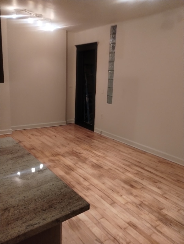 Photo - 1942 W Division St Unit 2R