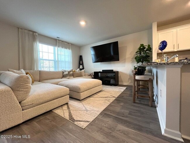 Photo - 2705 Gracie Ln