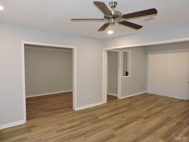 Photo - 6970 Woodley Dr