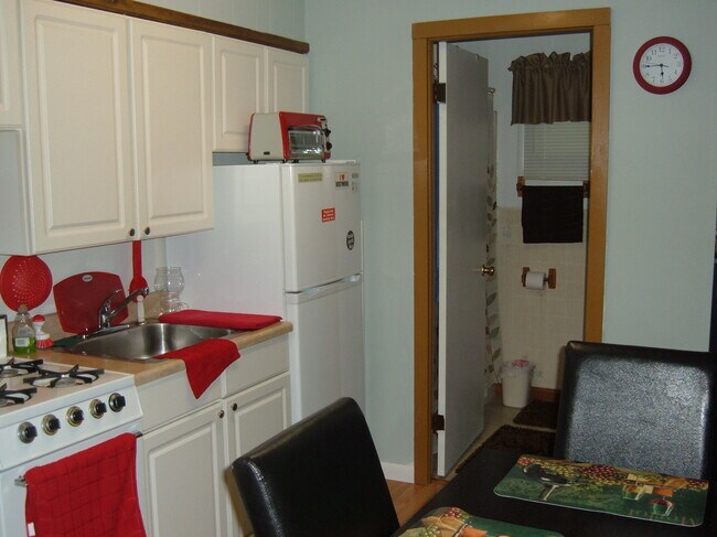 Photo - 116 Log Cabin Lane Henryville Apartments Unit 116logcabinlane