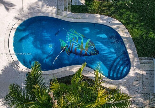 Photo - 621 N Mashta Dr