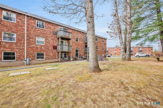 Photo - 513 Emmett St Unit B11