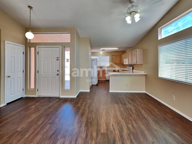 Photo - 9921 N Stageline Trl