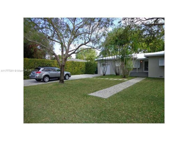 Building Photo - 7911 SW 55th Ave Rental