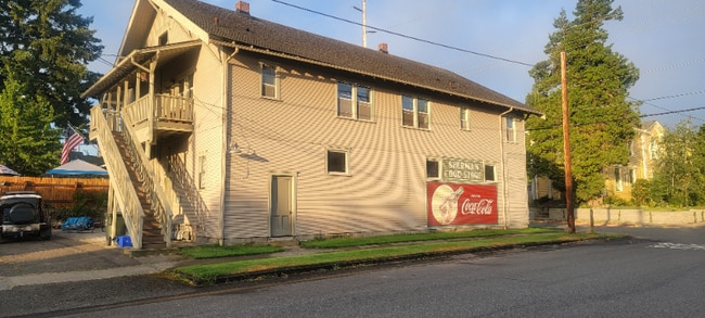 Building Photo - 3737 N Cheyenne St Rental
