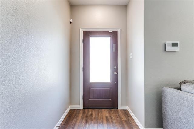 Photo - 507 Saffron St