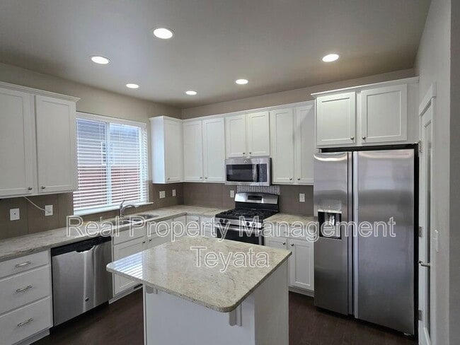 Photo - 4746 Hadley St