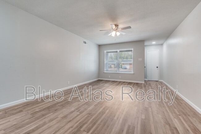 Photo - 2510 Materhorn Dr