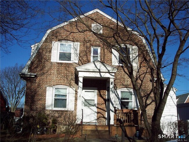 Building Photo - 20 Westbourne Rd