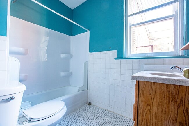 Photo - 30 S 6th St Unit #J